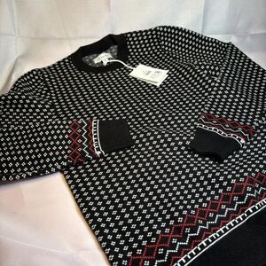 Black, white, and red Free Assembly sweater #knitwear #fallfashion  #sweaterweat